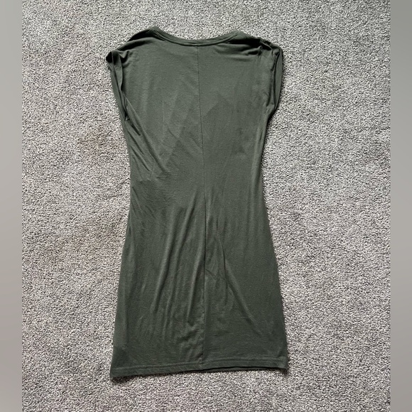 Women’s Gap Short Sleeve Gathered Waist Midi Dress in Size Small in Baby Tweed - Picture 2 of 6